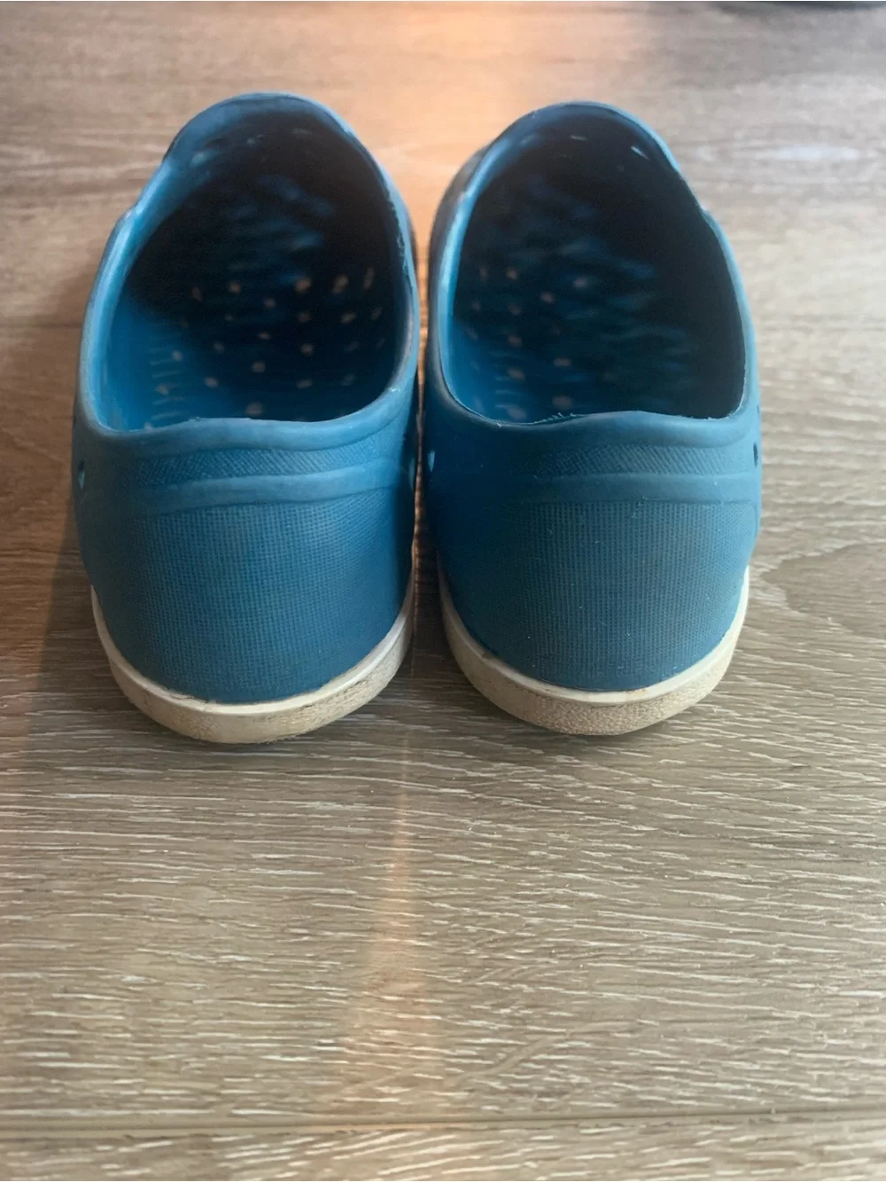 Old Navy Kids' Blue Slip-On Water Shoes Size 10
